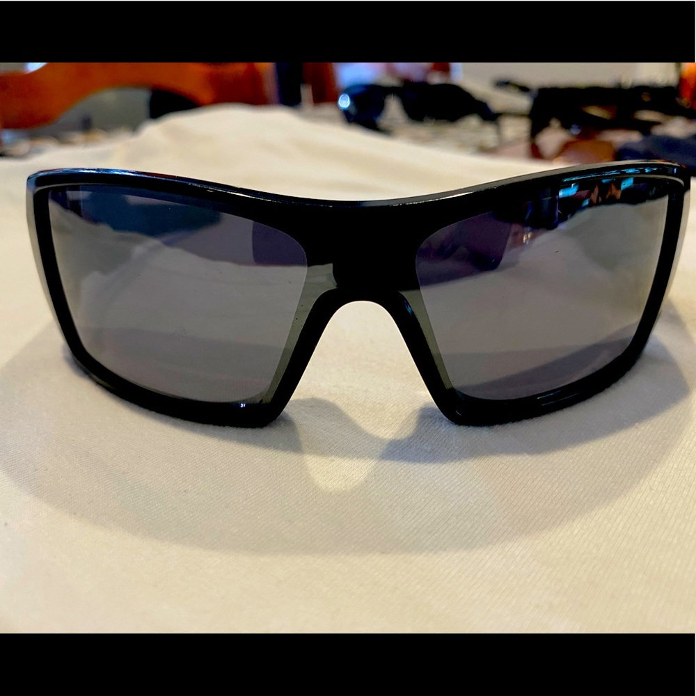 Oakley Oil Rig Sunglasses